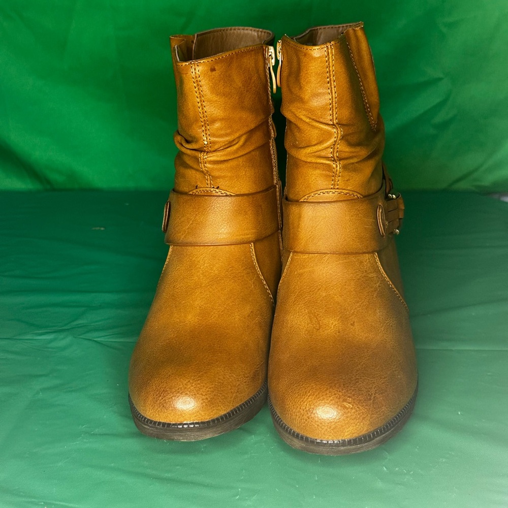 Women's Tan Ankle Boots
